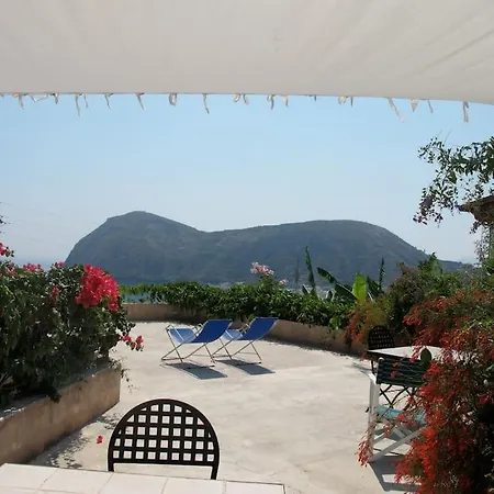 Cedar House, Feriehus Canneto (Lipari)
